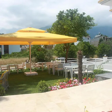 Hotell Eramax 3*